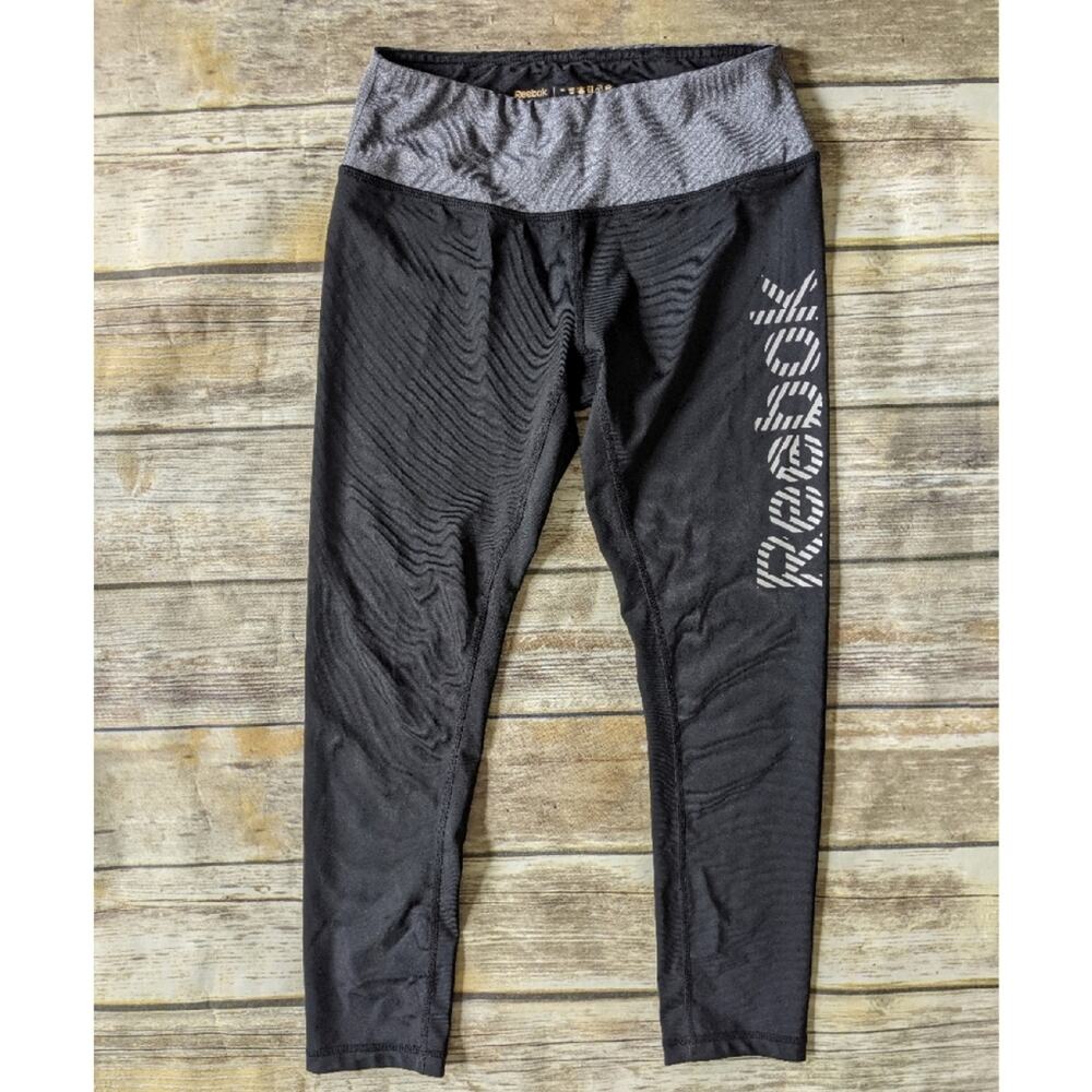 Reebok Cropped Workout Leggings black sz XS